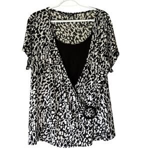 Elementz Black / White Short Sleeve Blouse Size 3X